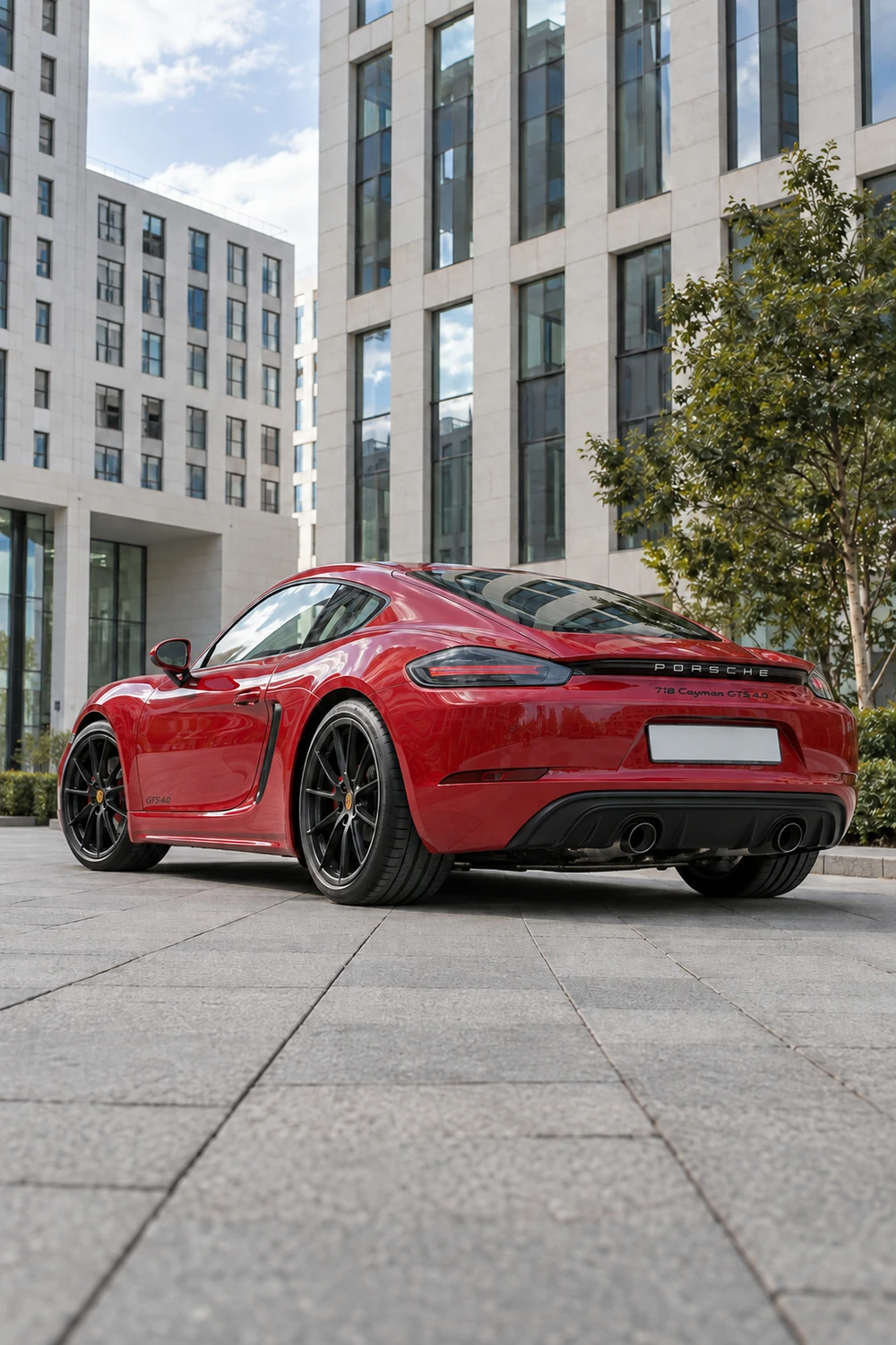 АВТО 1007413 Porsche 718 Cayman GTS красный Москва