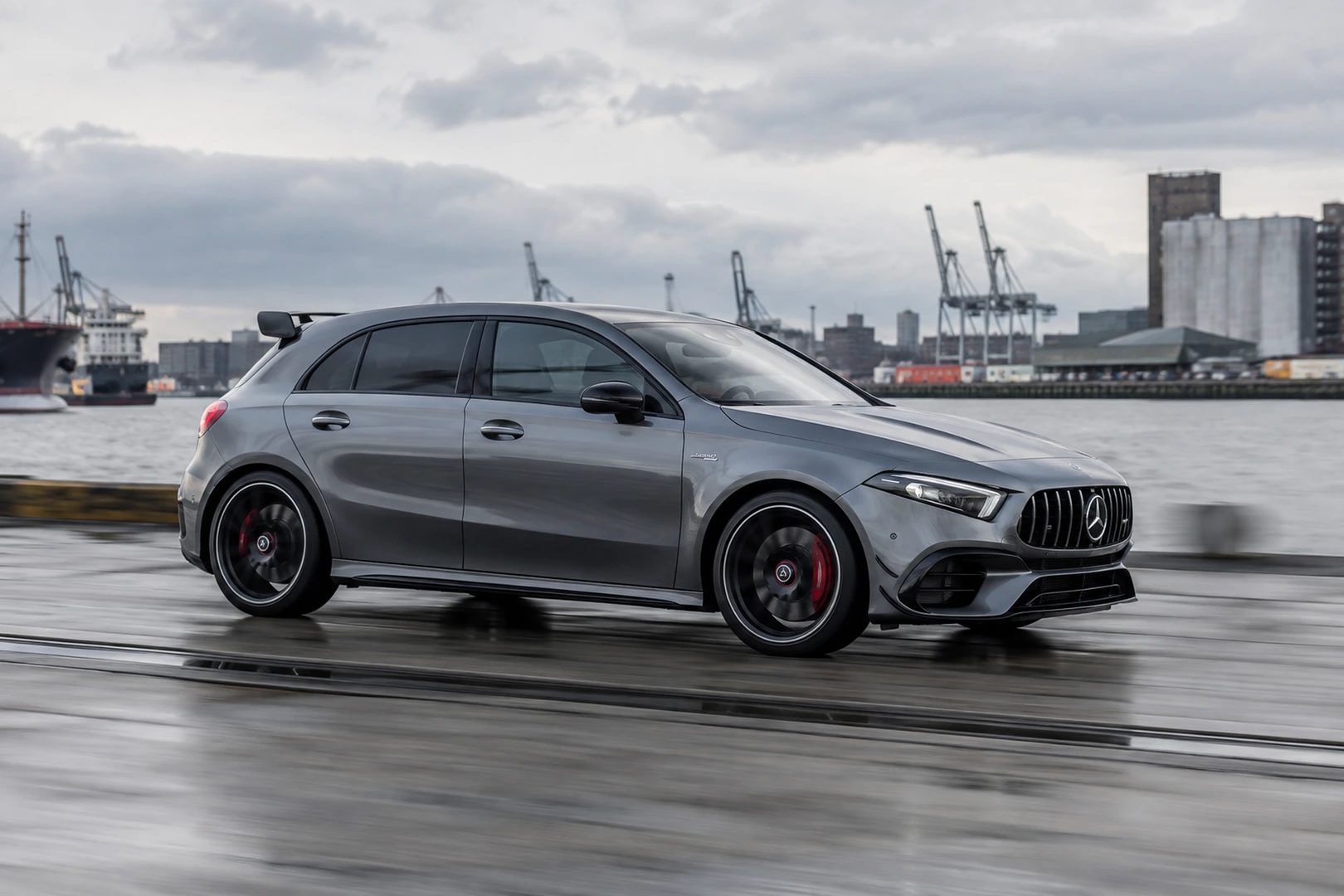 АВТО 1008906 Mercedes-AMG A45 S