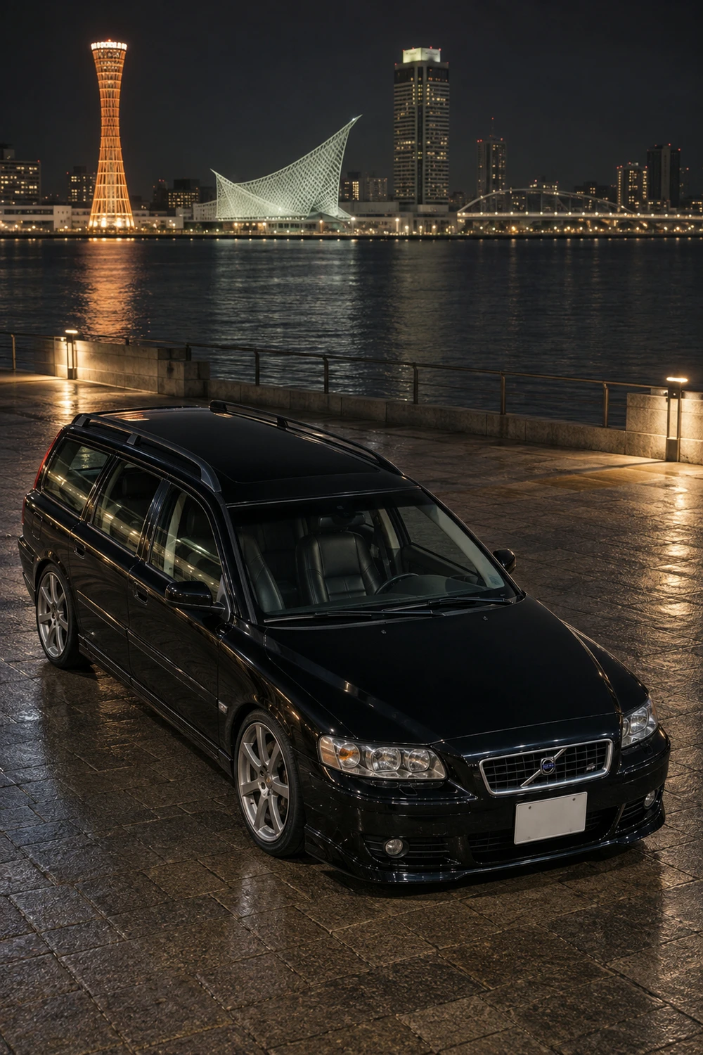 АВТО 1007459 Volvo V70 чёрный Кобе