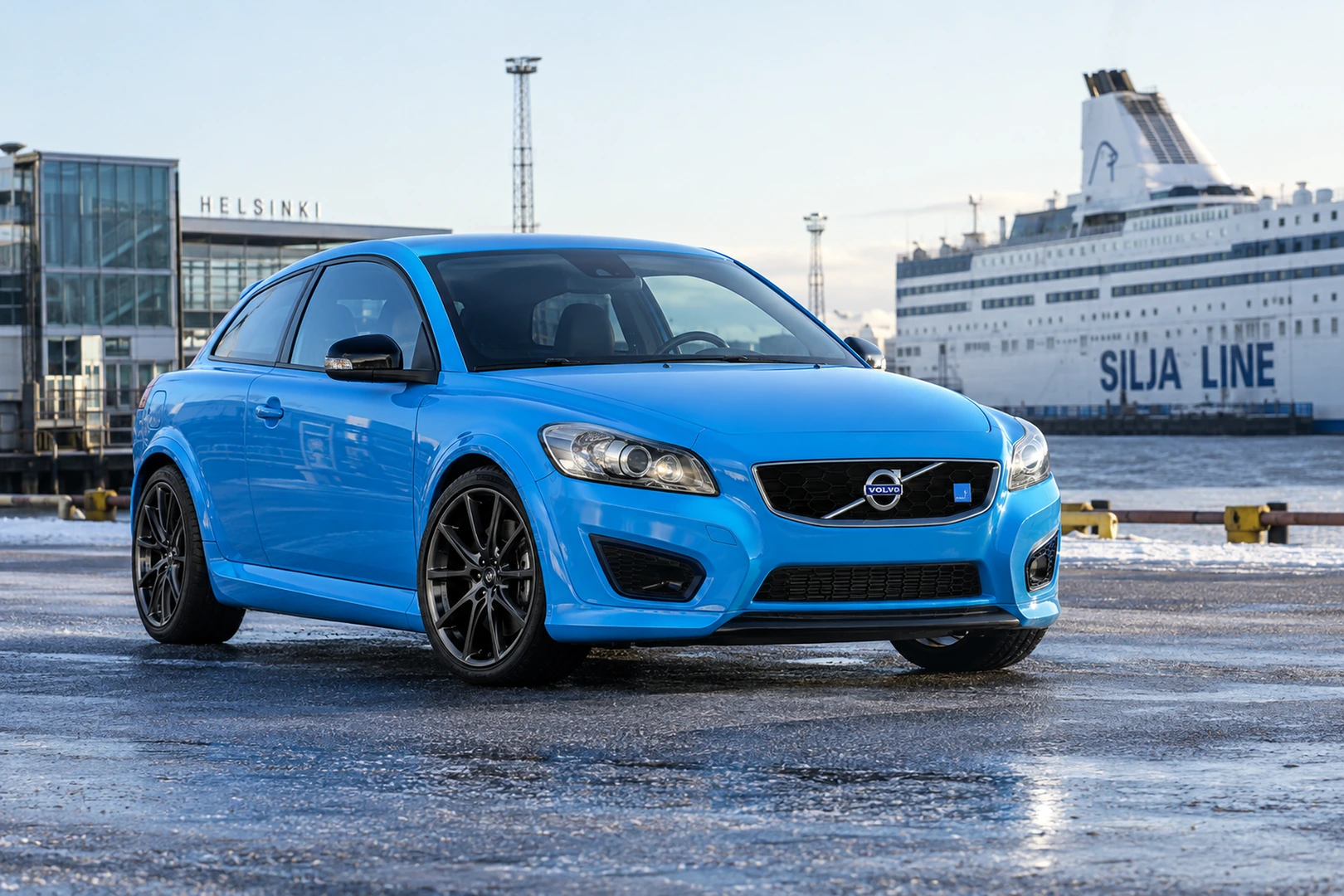 АВТО 1008918 Volvo C30 Polestar