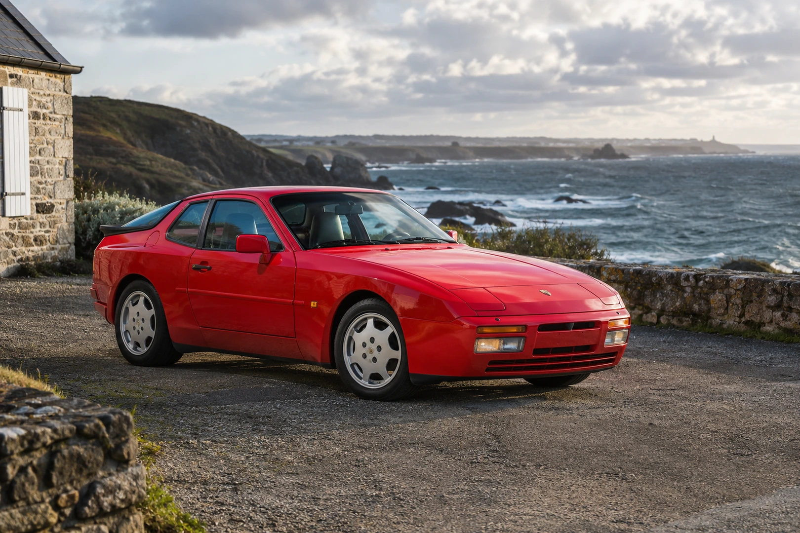 АВТО 1008882 Porsche 944 S2