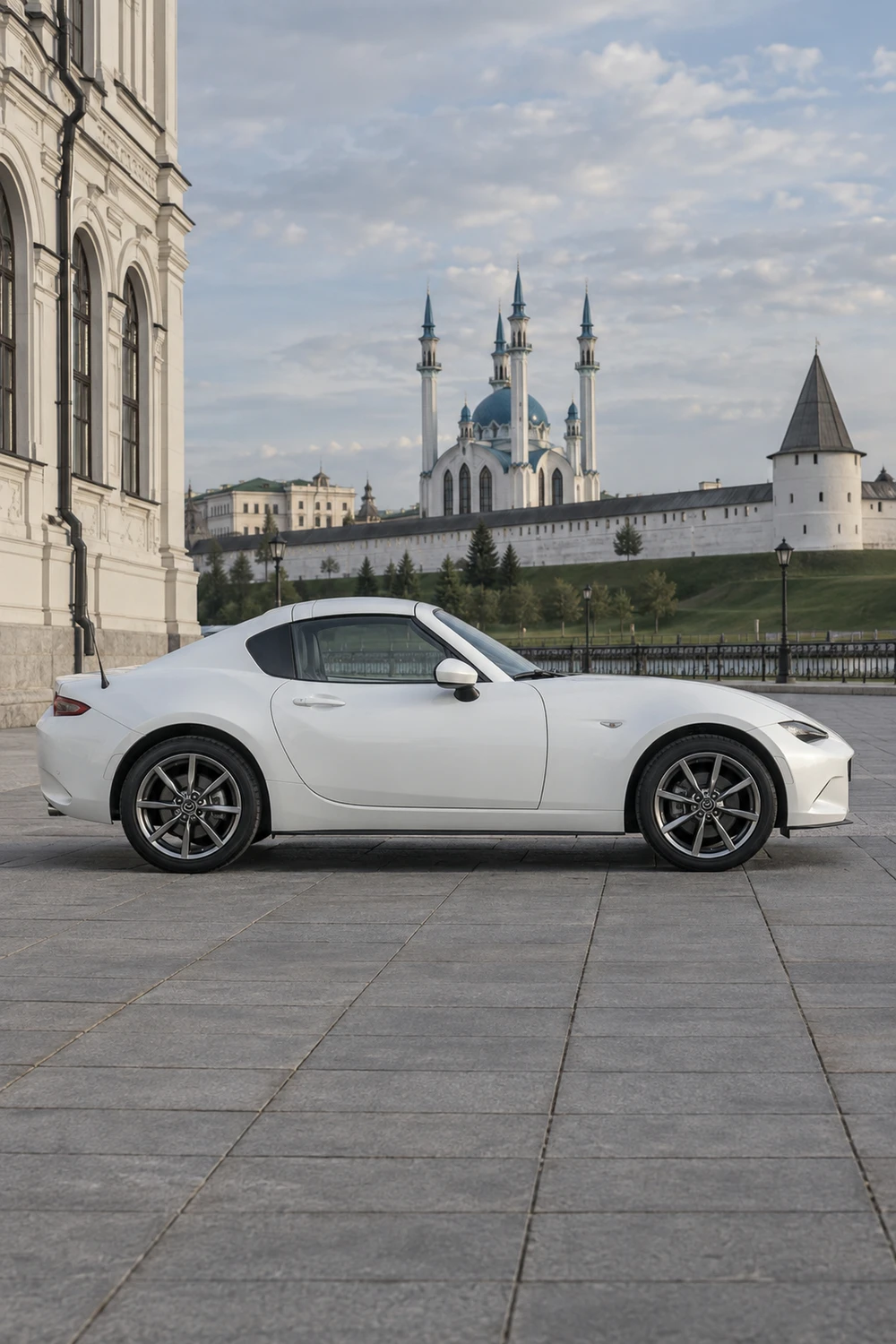 АВТО 1007445 Mazda MX5 ND RF белый Казань