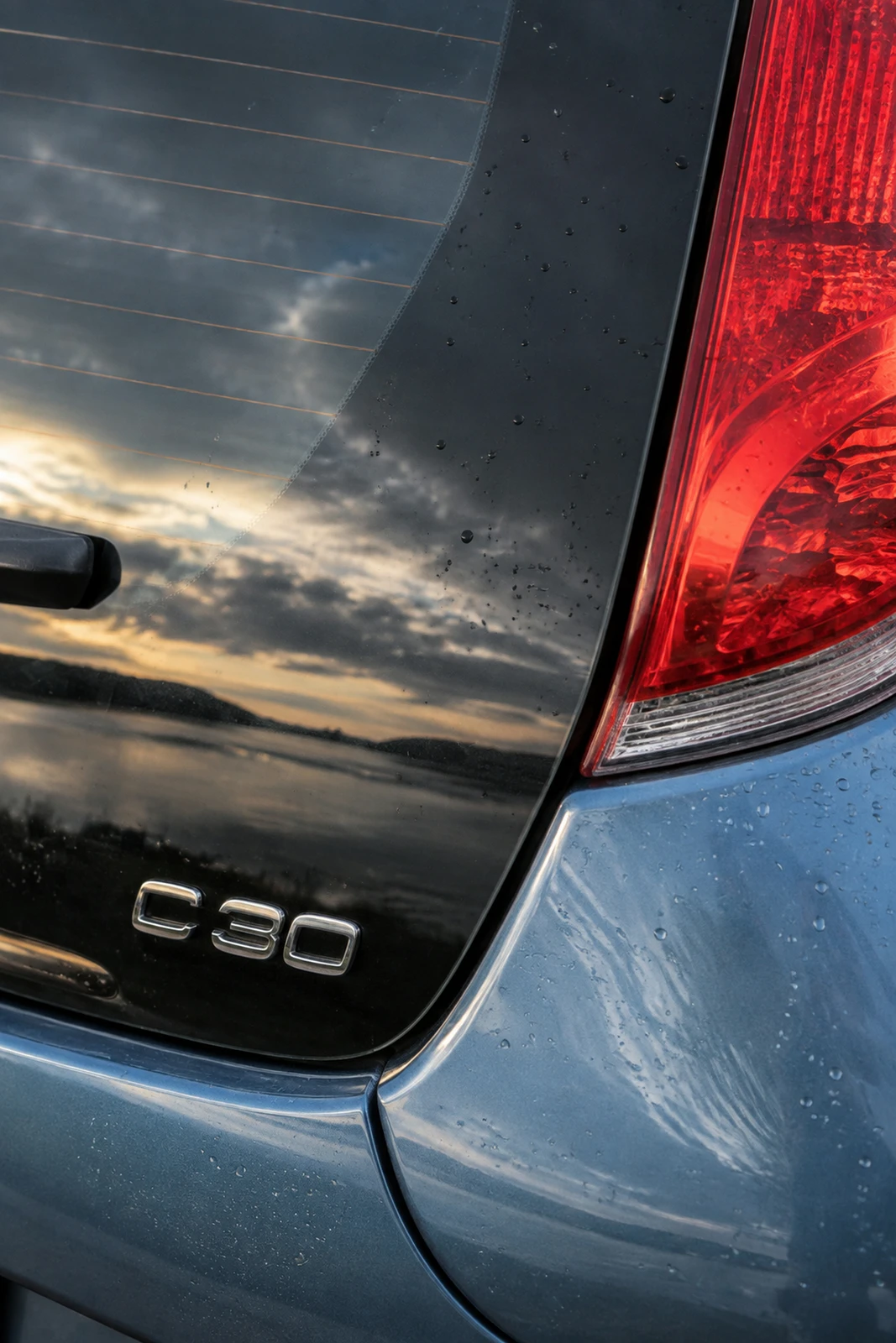 АВТО 1008465 Вольво C30 стеклянная крышка багажника