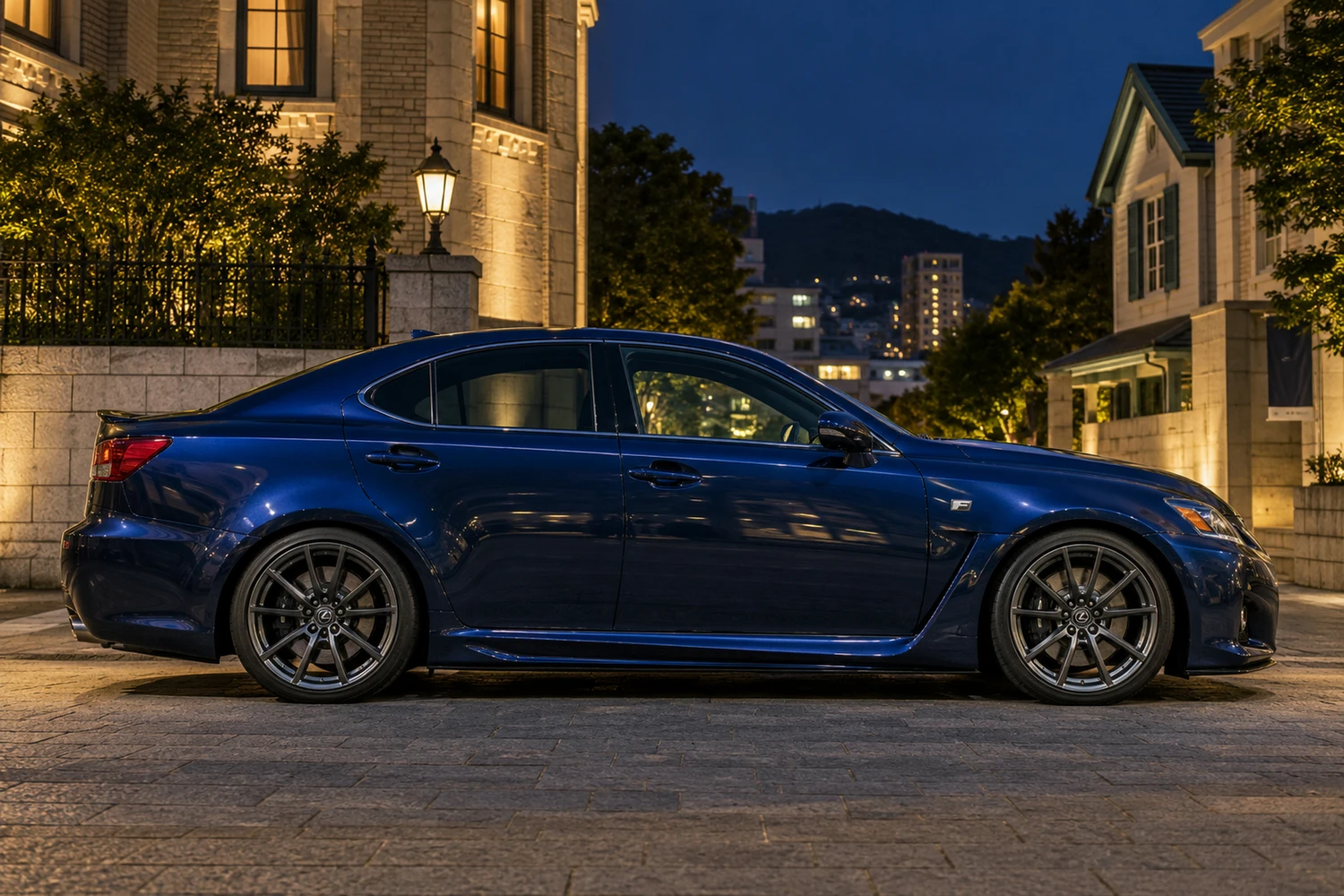 АВТО 1006784 Lexus ISF XE20 сапфировый Кобе