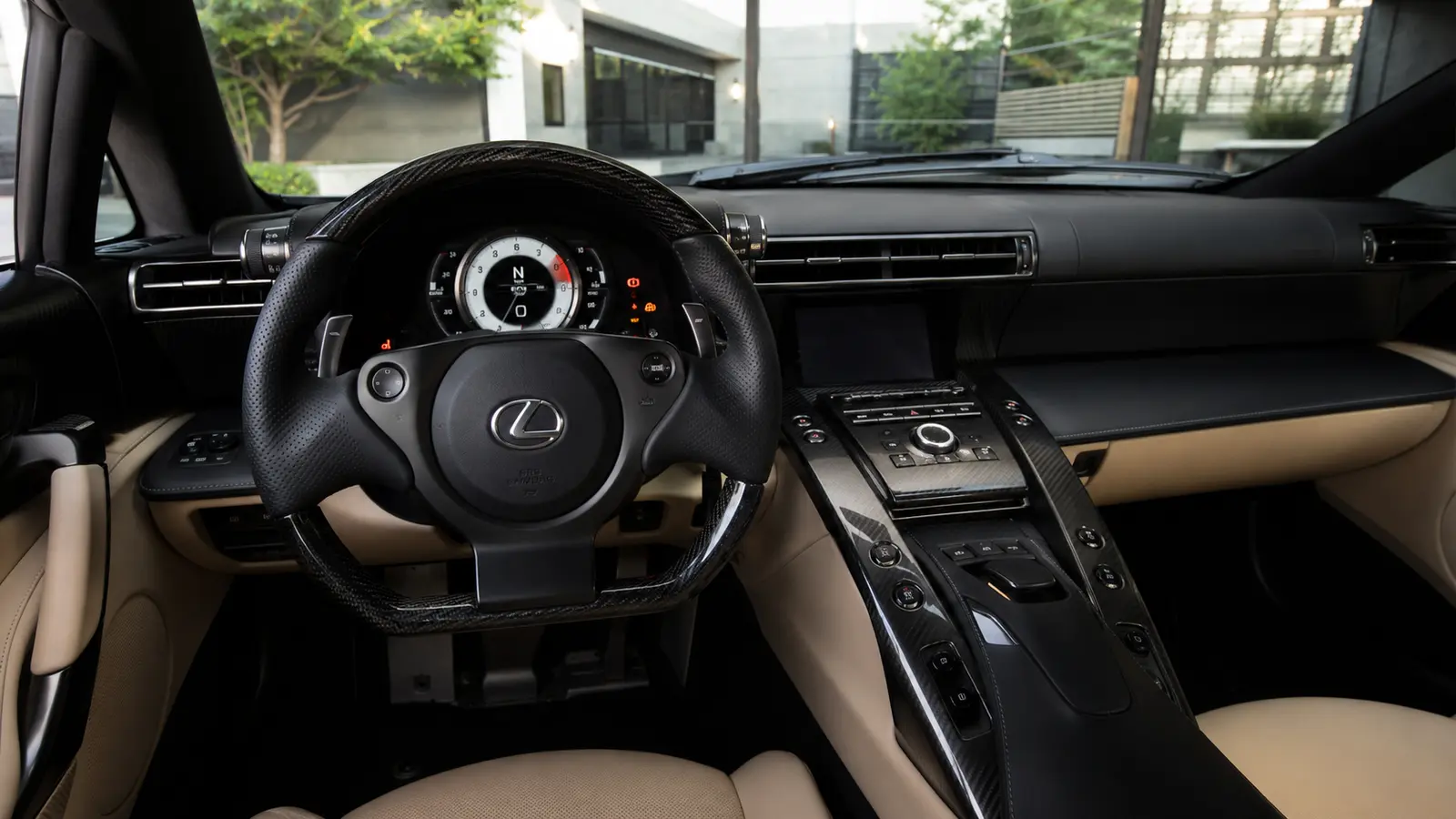 АВТО 1001956 премиальный салон Lexus LFA с углепластиком