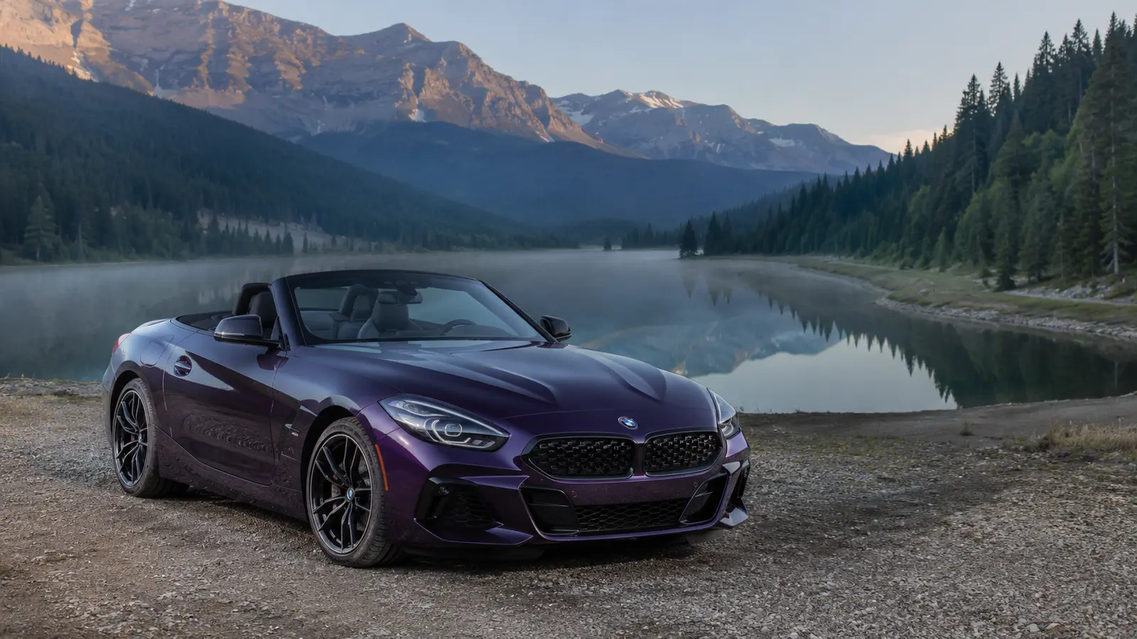 АВТО 1001808 фиолетовый BMW Z4 у альпийского озера