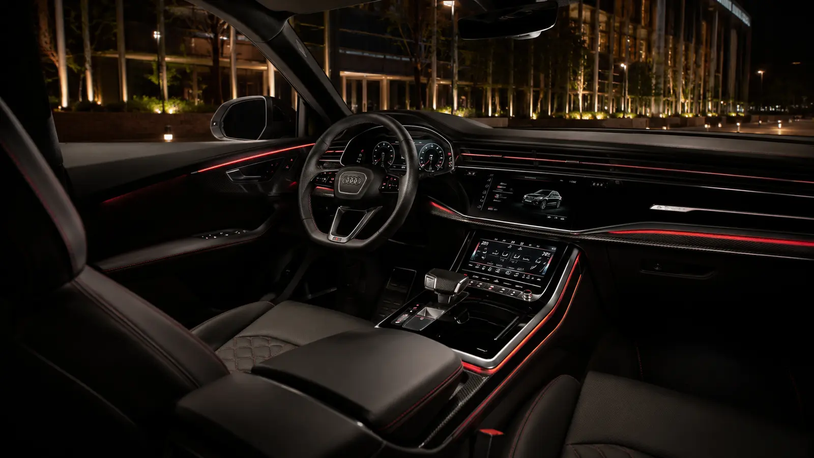 АВТО 1001175 салон Audi Q8 с красной подсветкой