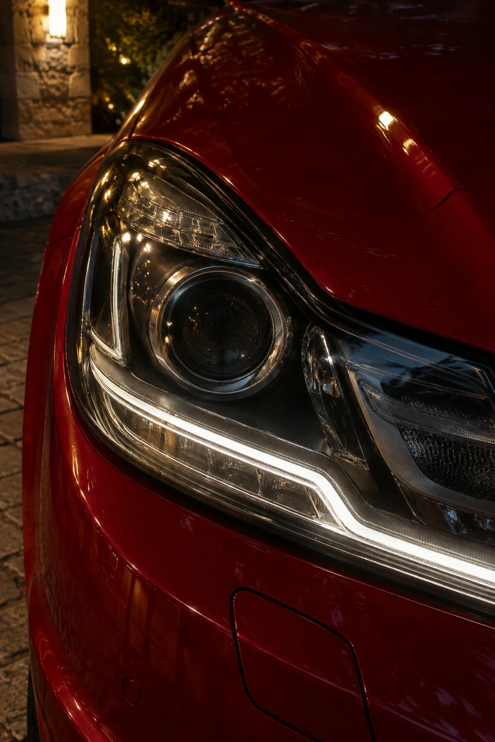 АВТО 1007458 Mercedes C63 W204 деталь лицо фар