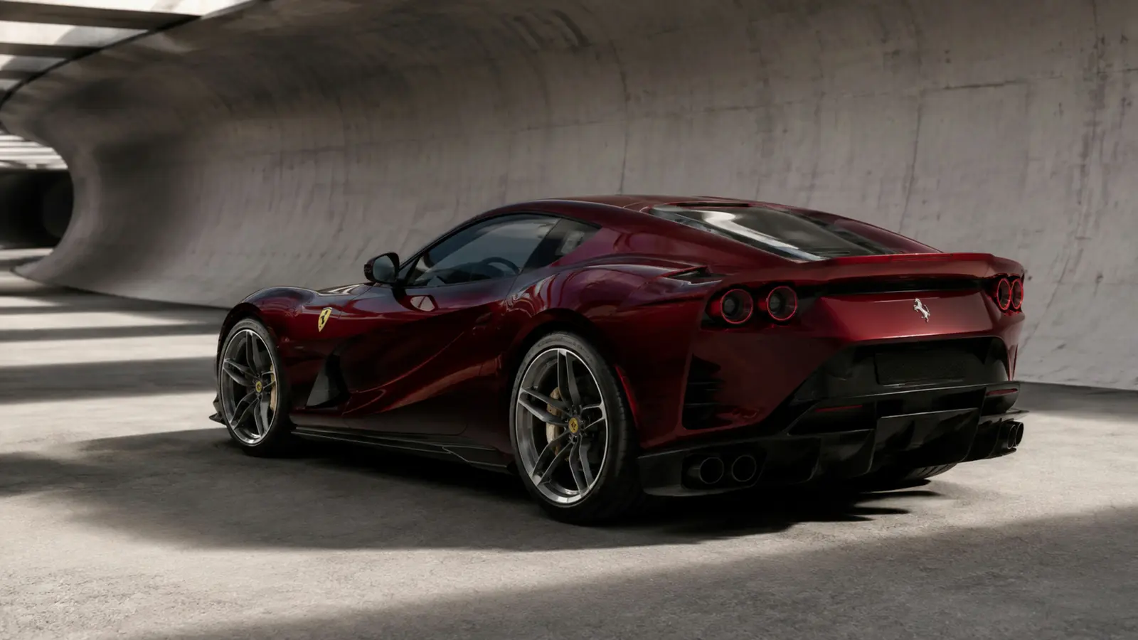 АВТО 1003128 бордовый Ferrari 812 Competizione целиком премиальный кадр