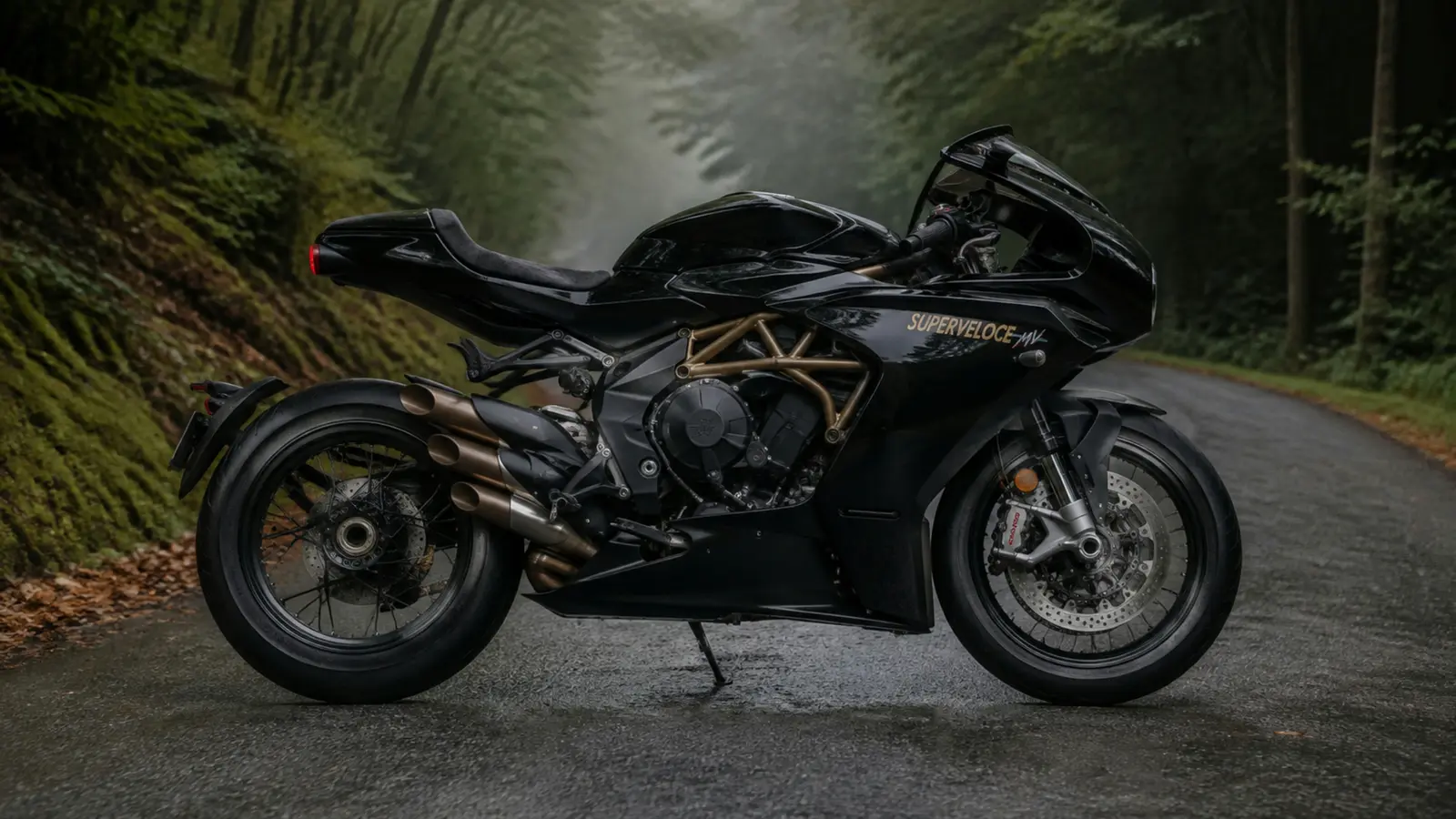 АВТО 1003386 глубокий чёрный MV Agusta Superveloce целиком чистый профиль