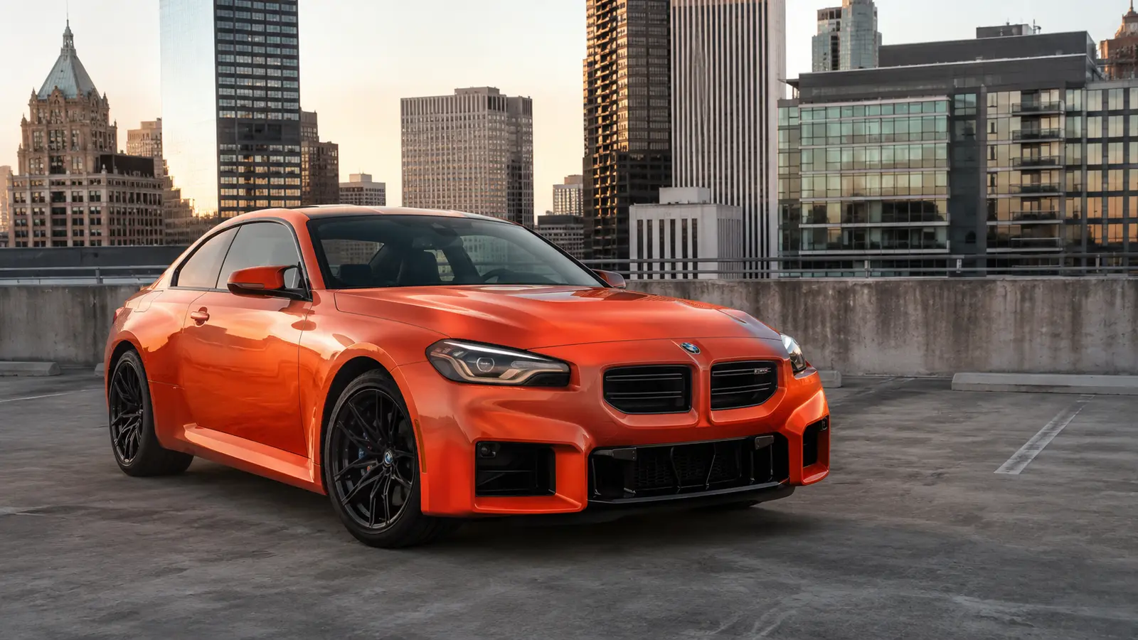 АВТО 1001826 оранжевый BMW M2 на крыше