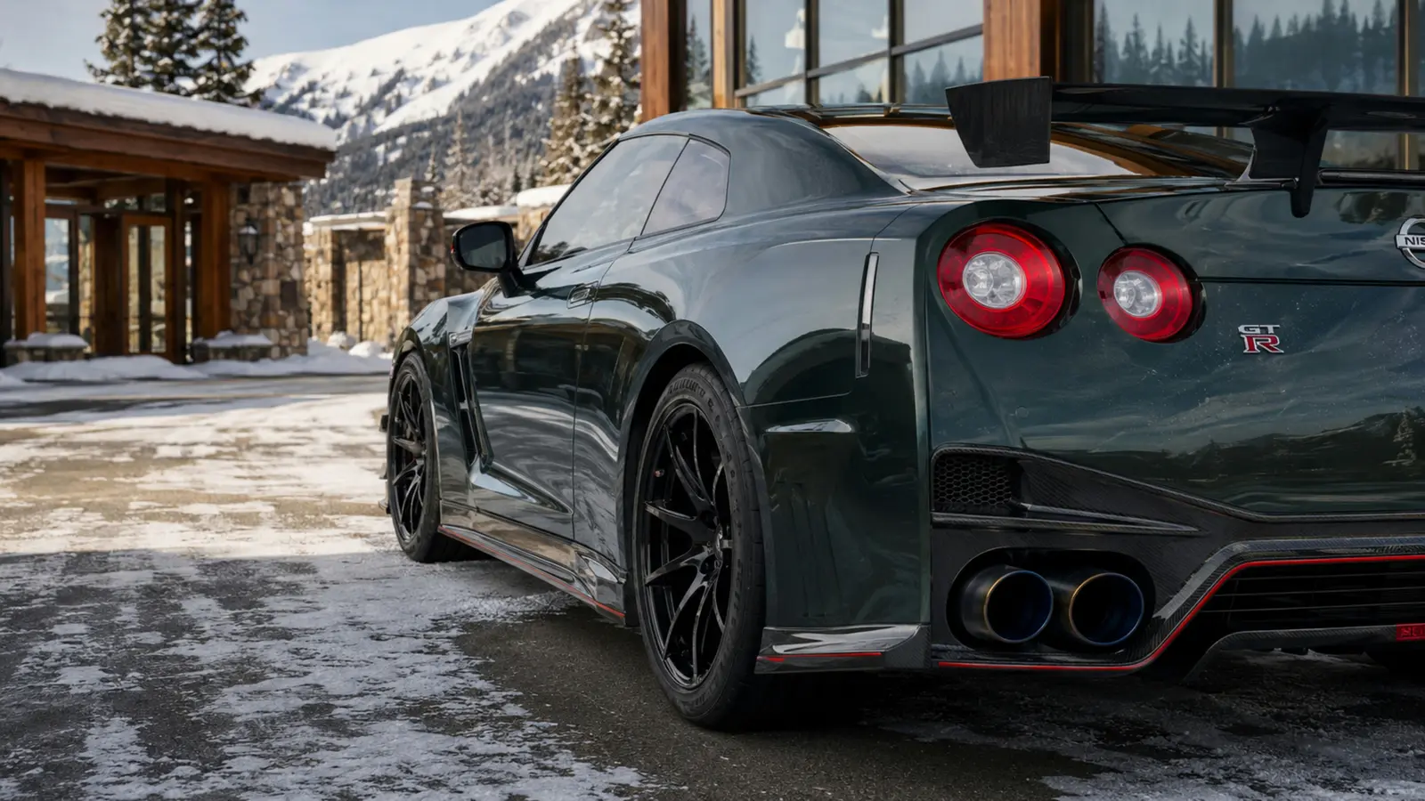 АВТО 1003303 тёмно-зелёный Nissan GT-R Nismo R35 крупно боковое зеркало и плечо кузова