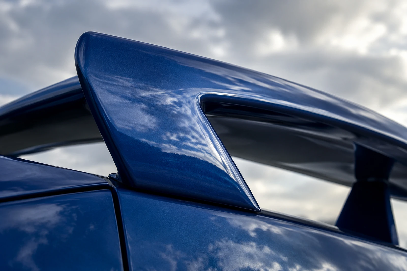 АВТО 1008502 Форд Cosworth кромка антикрыла