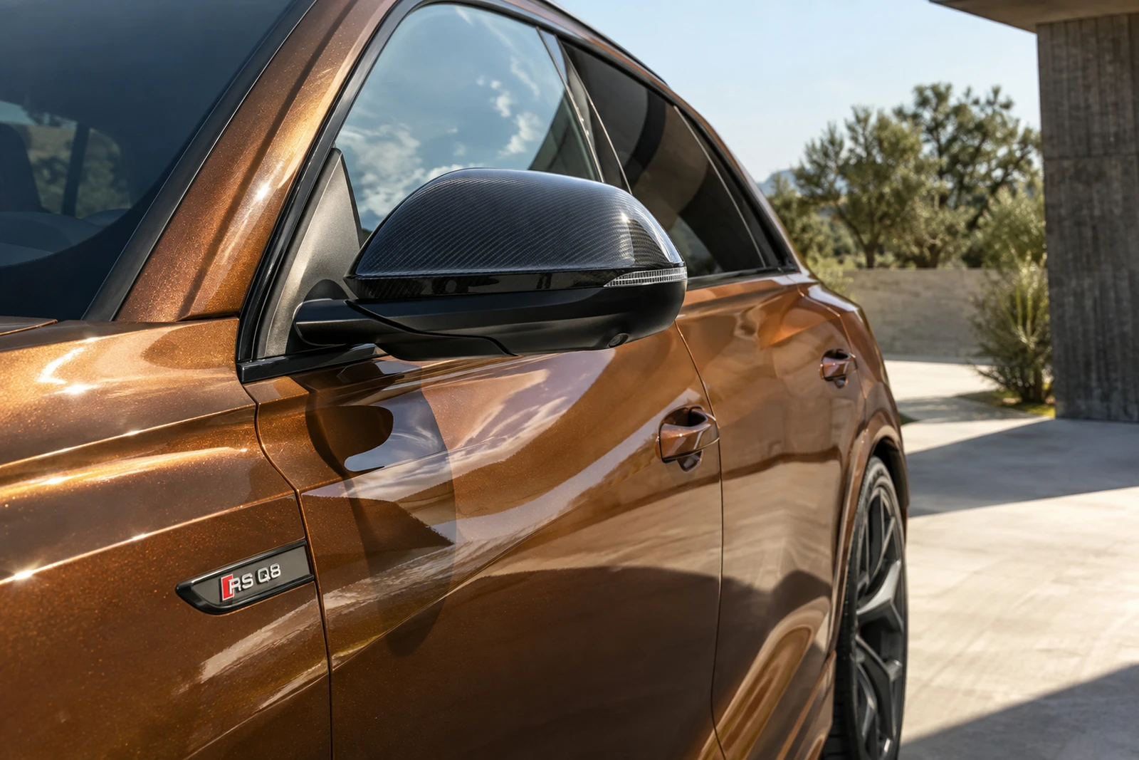 АВТО 1007980 Ауди RSQ8 медный Зеркало и плечо