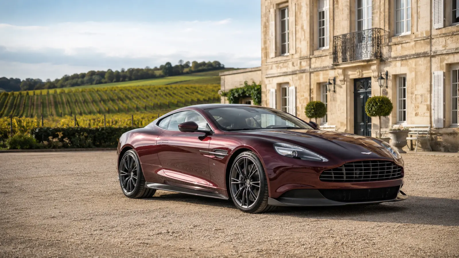АВТО 1001601 Бордовый Aston Martin Vanquish у виноградного замка