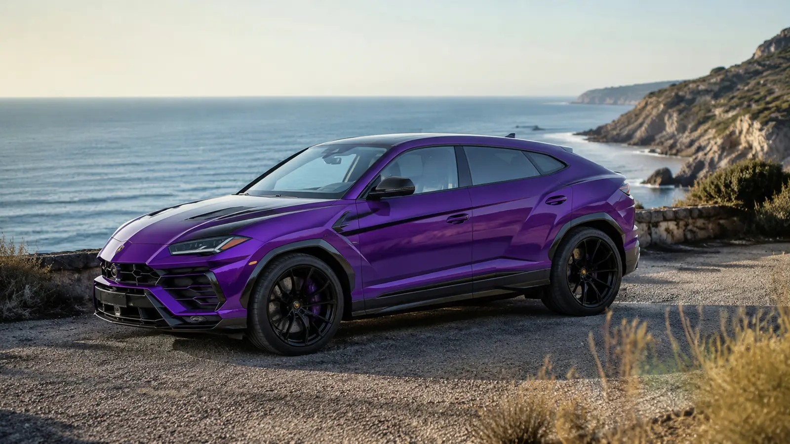АВТО 1003269 фиолетовый Lamborghini Urus Performante крупно свет и тень по кузову