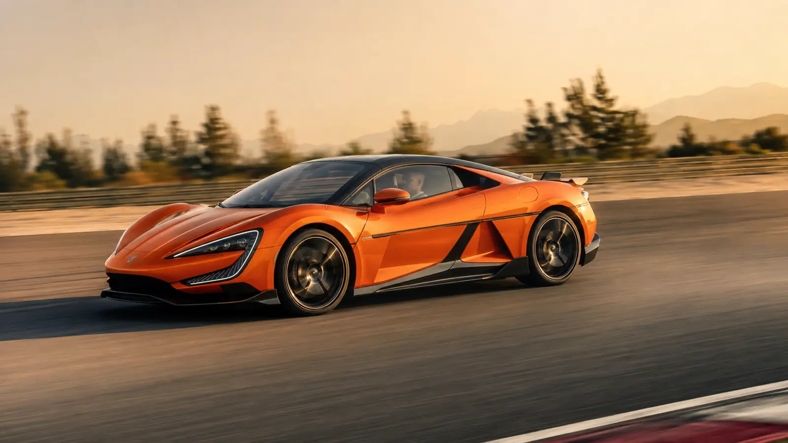 АВТО 1002403 оранжевый Yangwang U9 на закрытом автодроме