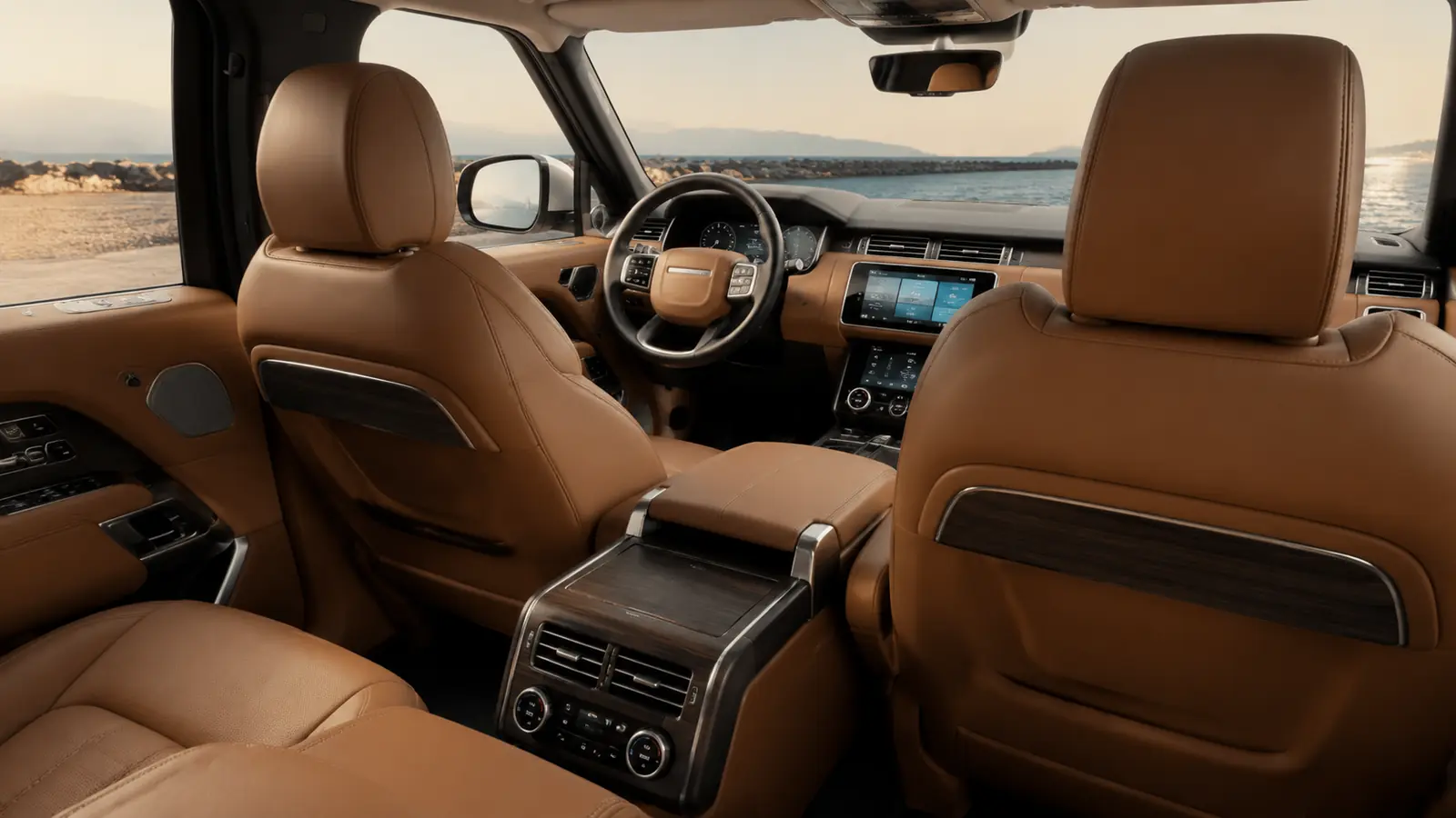АВТО 1001377 карамельный салон Range Rover SV у моря