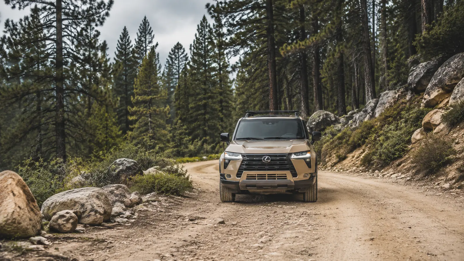 АВТО 1001625 песочный Lexus GX 550 на лесной дороге