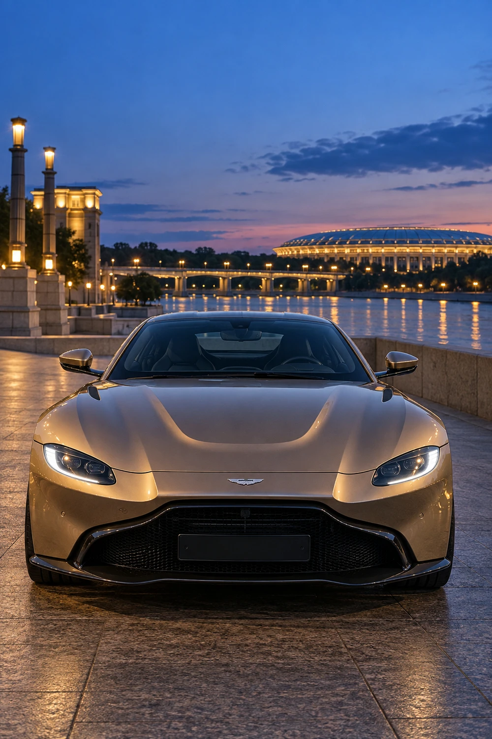 АВТО 1006818 Aston Martin Vantage 2019 шампань Москва