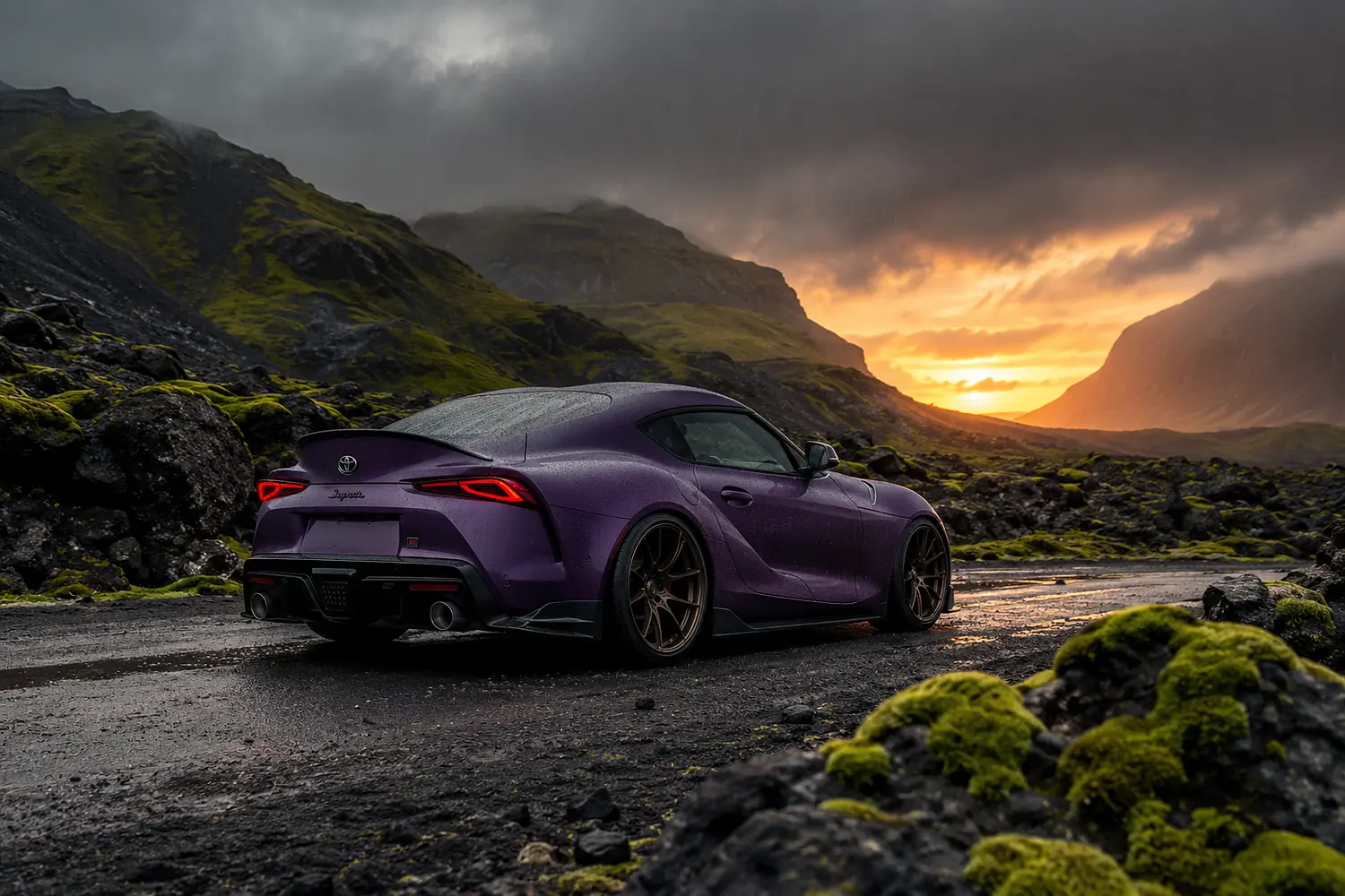 АВТО 1003485 фиолетовый Toyota GR Supra в вулканической долине