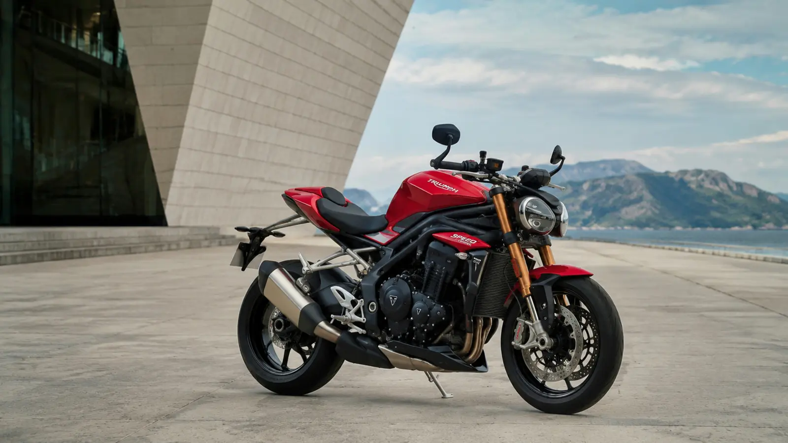 АВТО 1003139 красный Triumph Speed Triple 1200 RR motorcycle целиком премиальный кадр